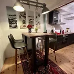 Lägenhet Altes Dichterhaus Von 1859