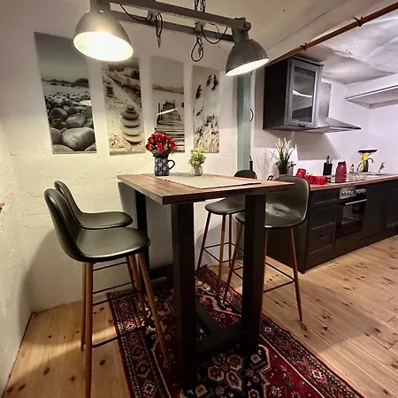 Apartment Altes Dichterhaus Von 1859